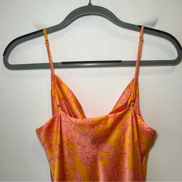 Privacy Please Skylar Maxi Dress in Marigold Ana Floral Size Medium - Picture 6 of 10